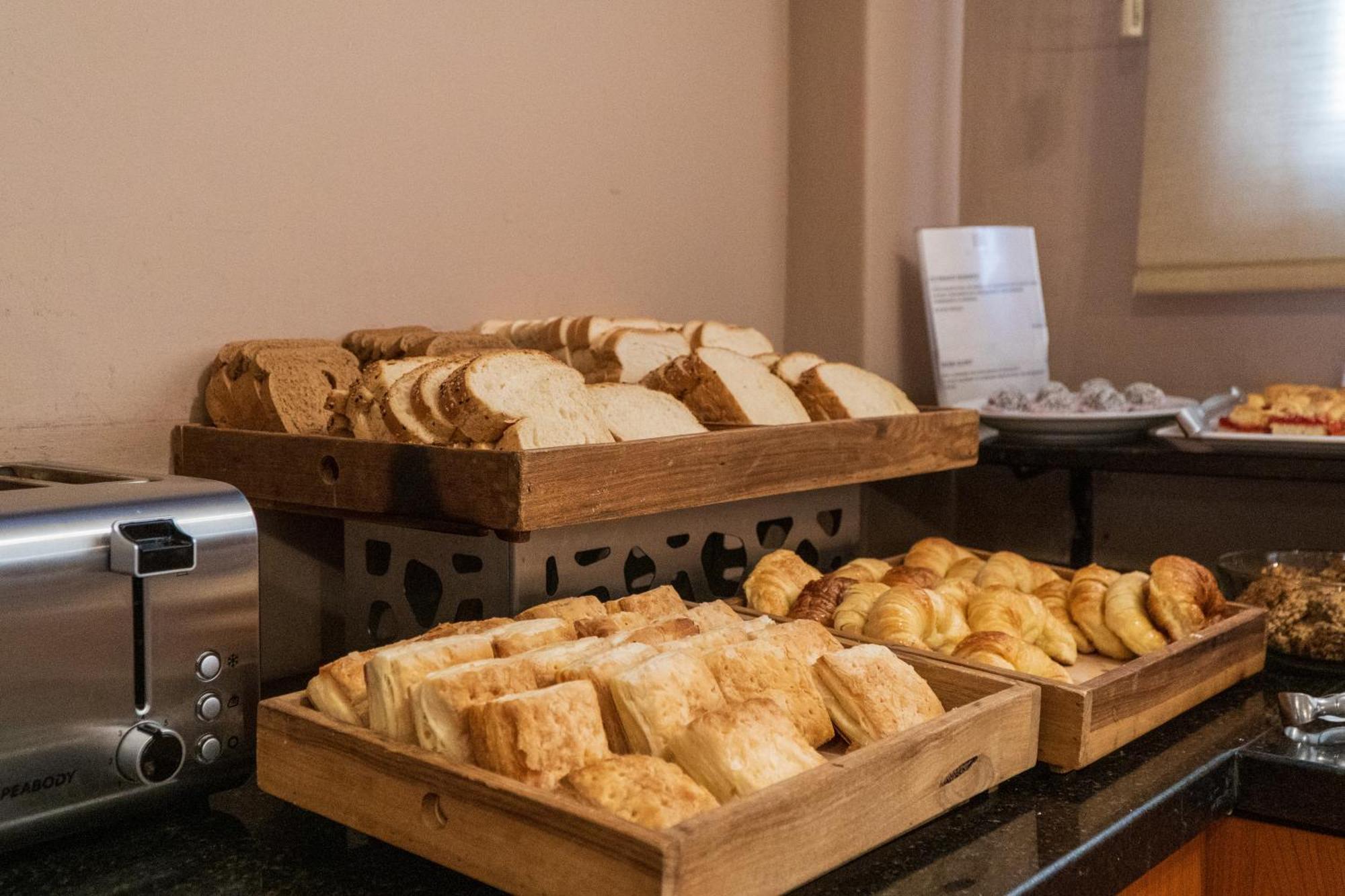 Ritz Hotel Mendoza Kültér fotó